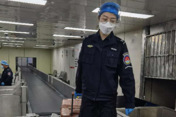 1647413933127399.png 柔肩擔使命 巾幗綻芳華2.png